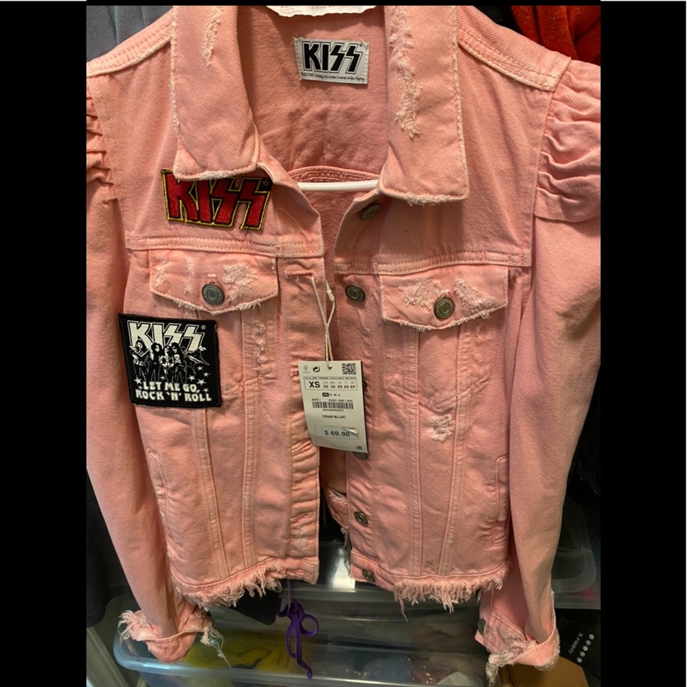 ZARA KISS DENIM JACKET